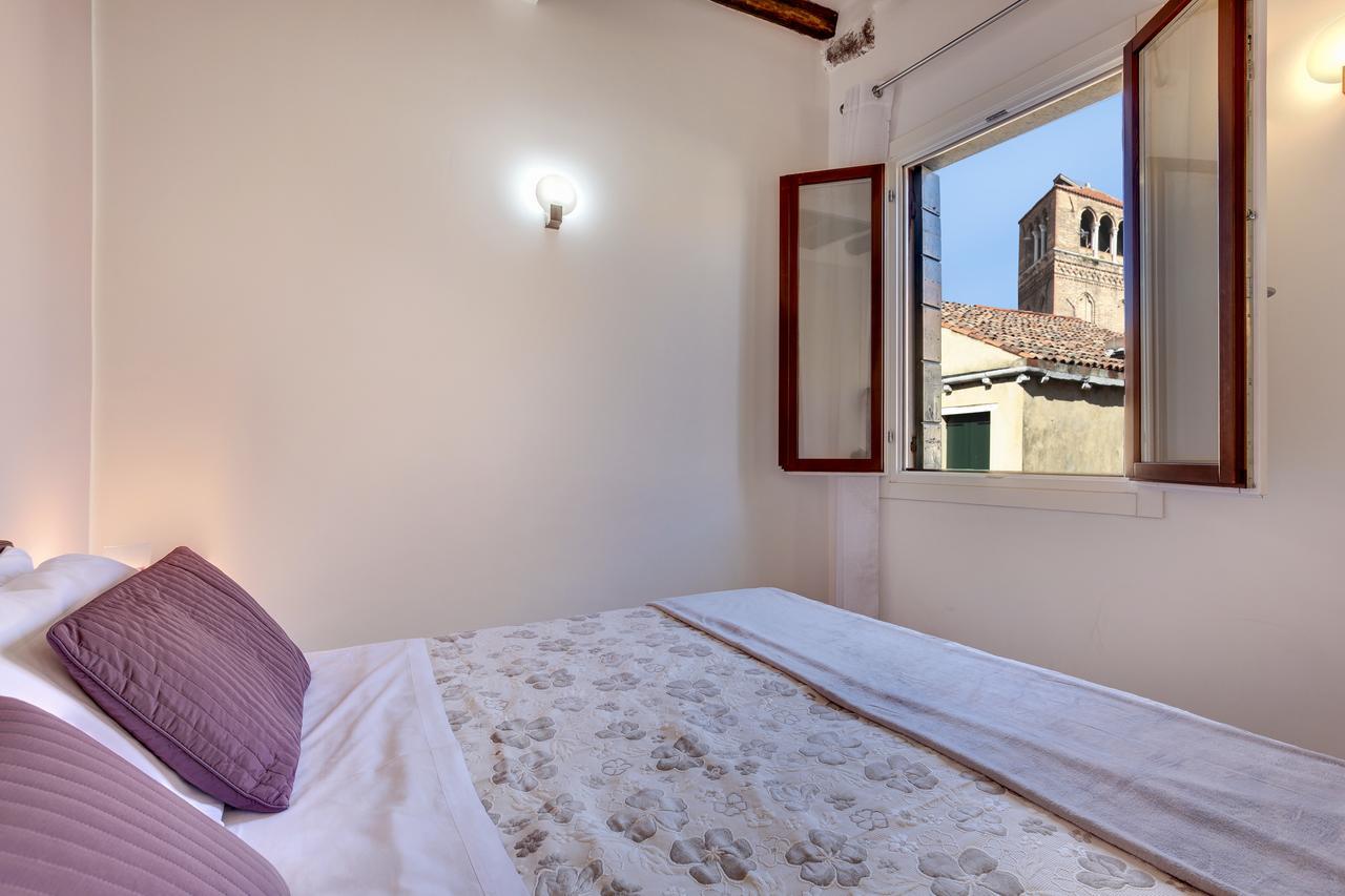 Botteri Palace Apartments By Wonderful Italy Венеция Экстерьер фото